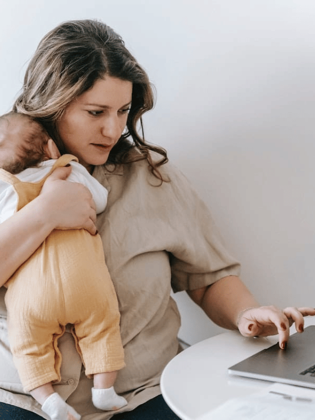 20 Stay At Home Mom Jobs To Earn Money Online Story Poster Image