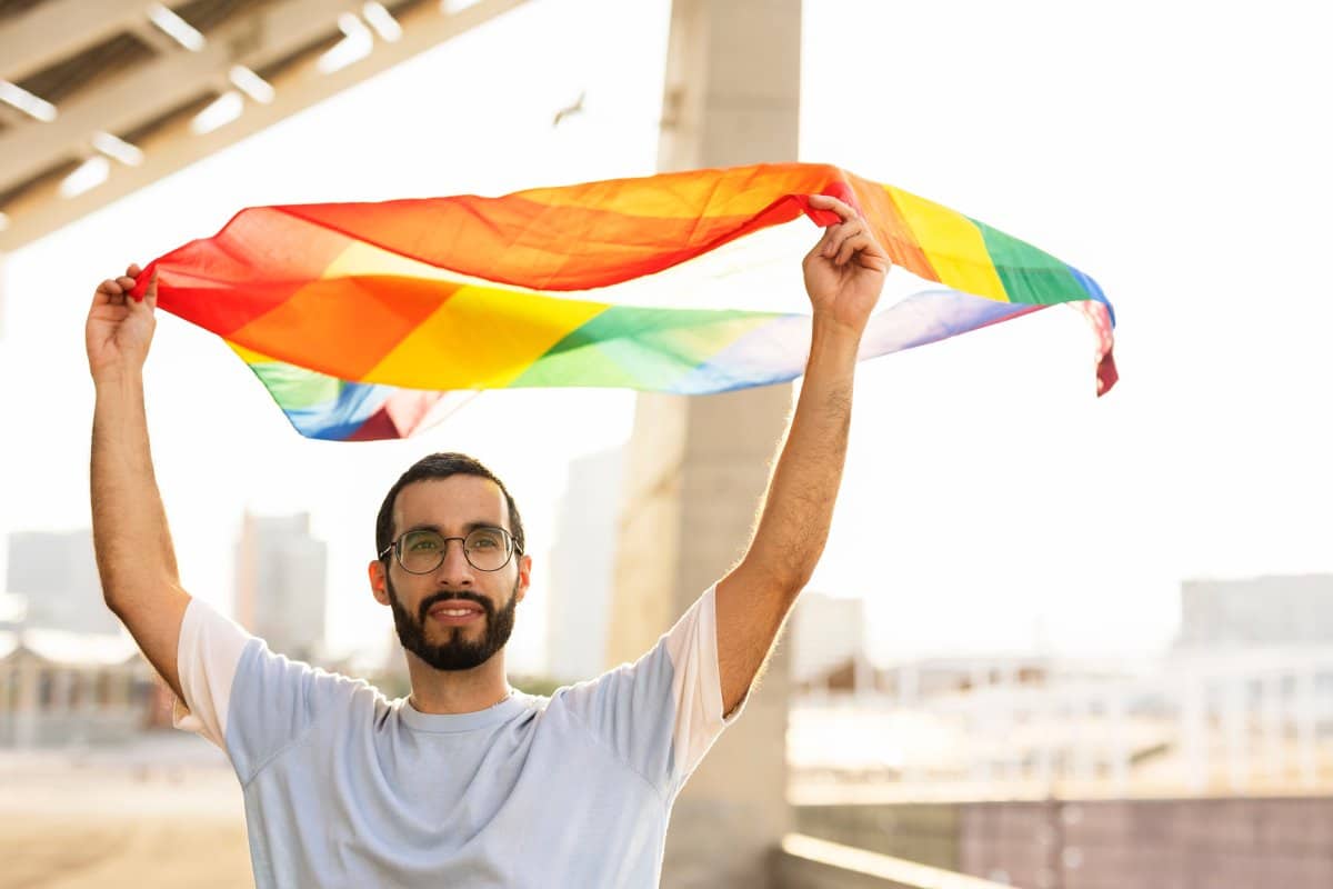 21 Signs of Being Transgender - Pulse of Pride